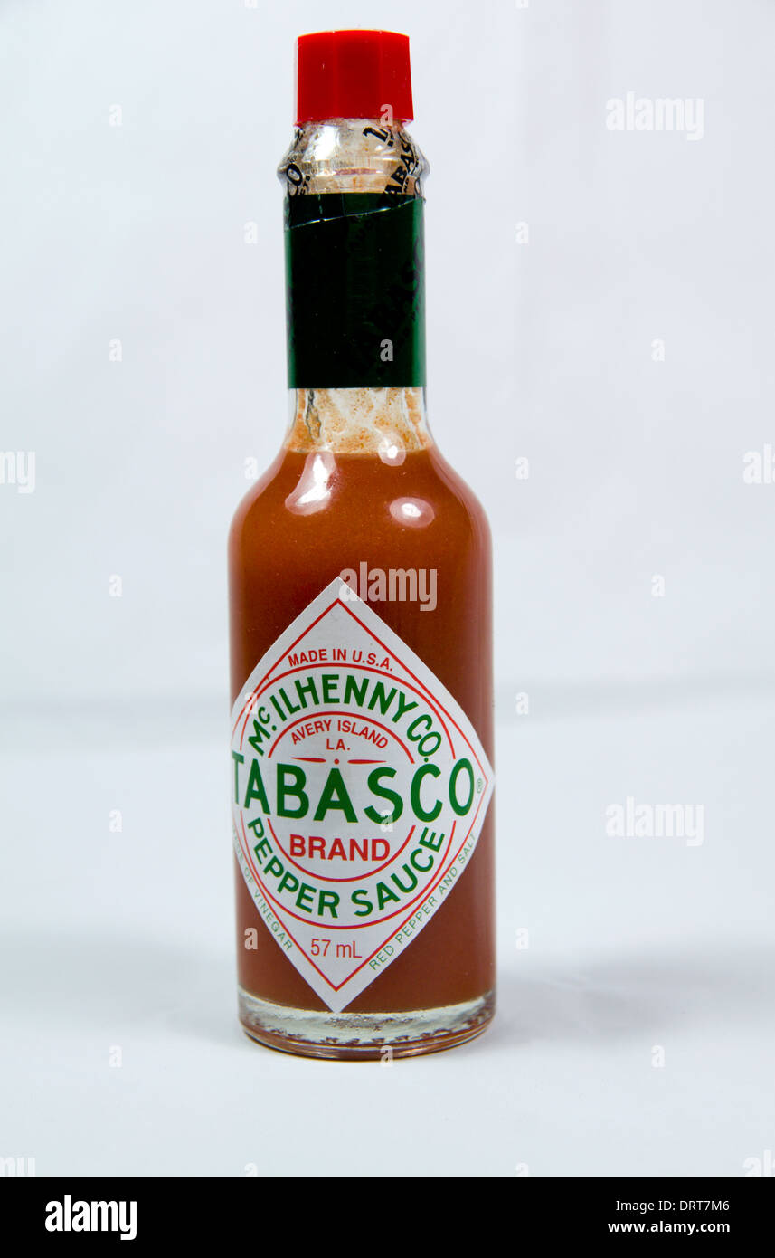 Eine Flasche Tabasco-Sauce. Stockfoto