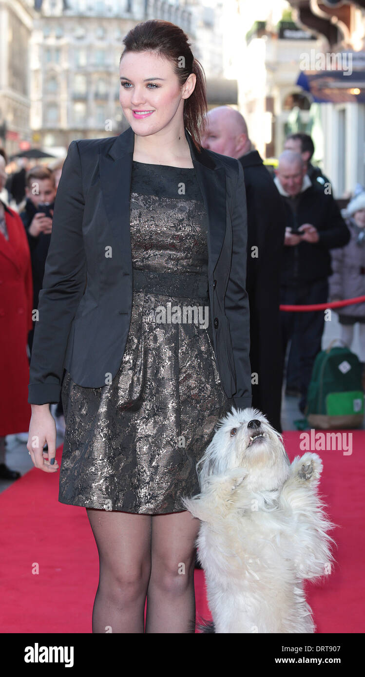 London, UK, 1. Februar 2014 Ashleigh Butler und Pudsy kommt für den VIP Gala Screening von "Herr Peabody & Sherman 3D" Vue Kino, Leicester Square, London Foto: MRP Credit: MRP/Alamy Live News Stockfoto