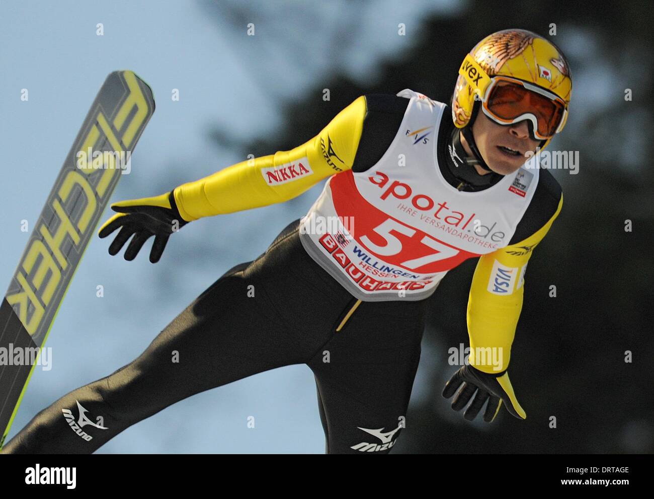 Willingen Sie, Deutschland. 1. Februar 2014. Japanischer Skispringer Noriaki Kasai in Aktion während der Qualifikation für den Skisprung-Weltcup im Skispringen Hill Muehlenkopfschanze in Willingen, Deutschland, 1. Februar 2014. Foto: Uwe Zucchi Dpa/Lhe/Dpa/Alamy Live-Nachrichten Stockfoto