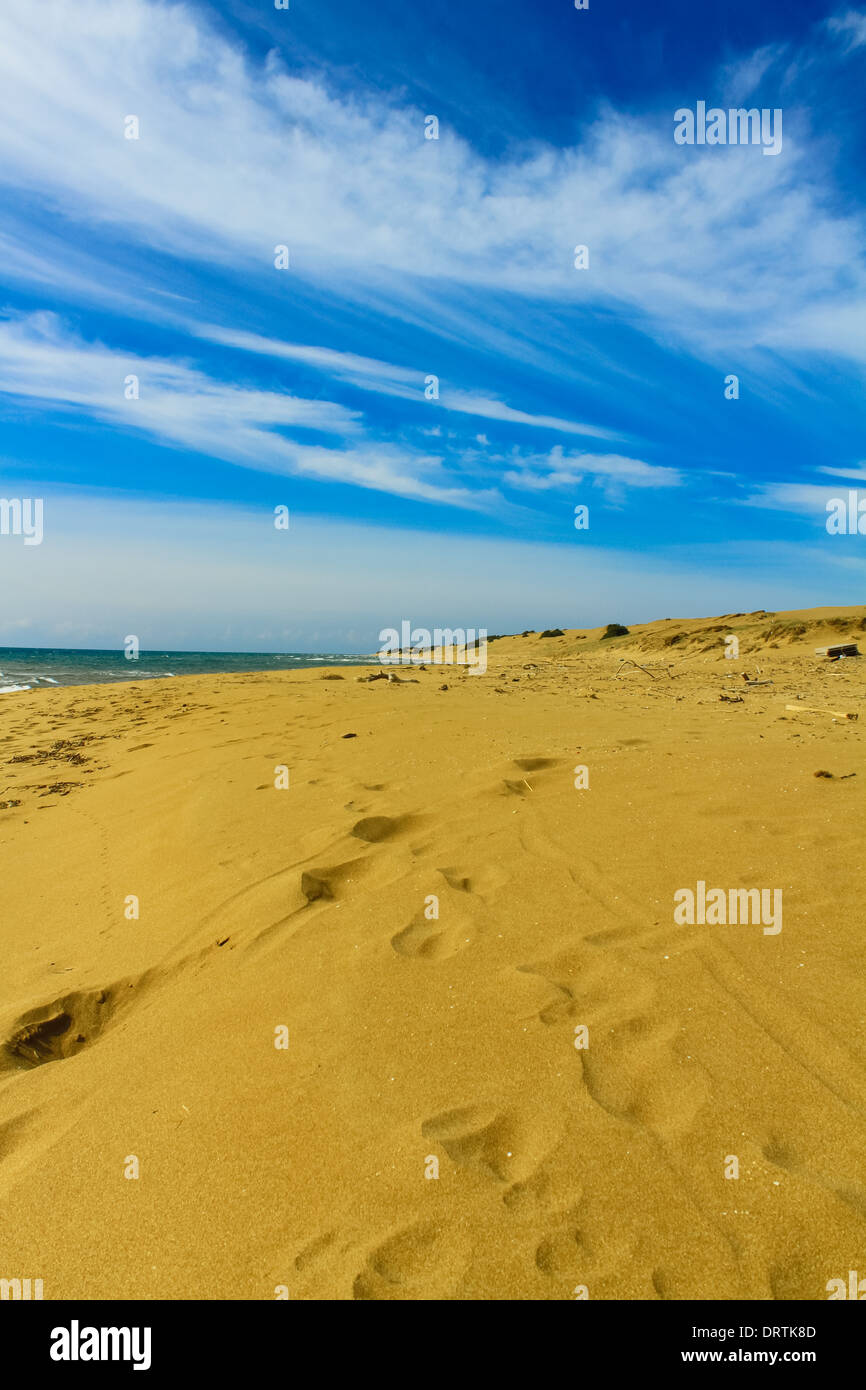 eine goldene Sandstrand n der griechischen Insel Korfu Stockfoto