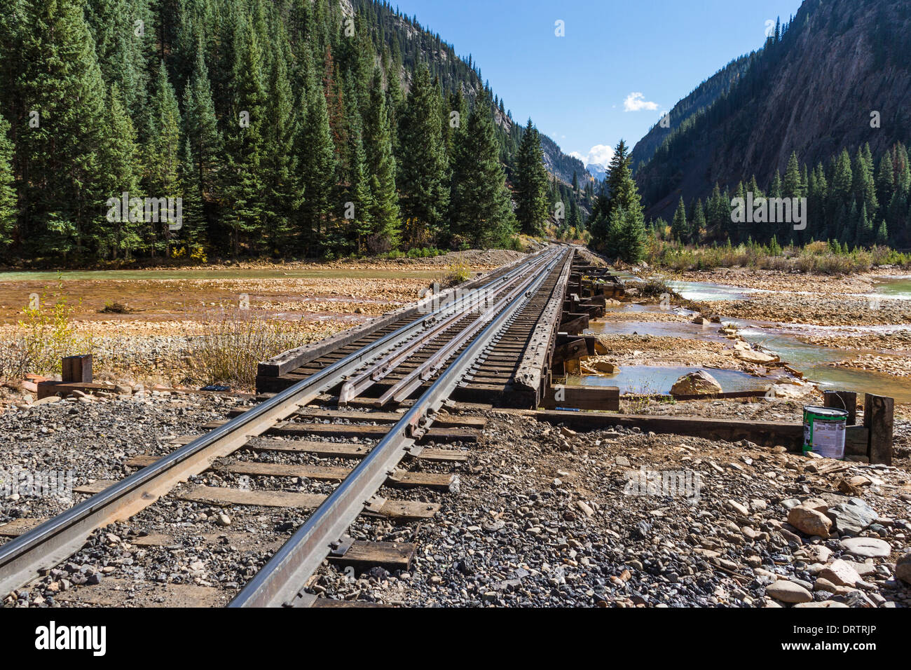 Animas River Railroad Bridge direkt außerhalb von Silverton auf der Durango und Silverton Schmalspurbahn in Colorado. Stockfoto