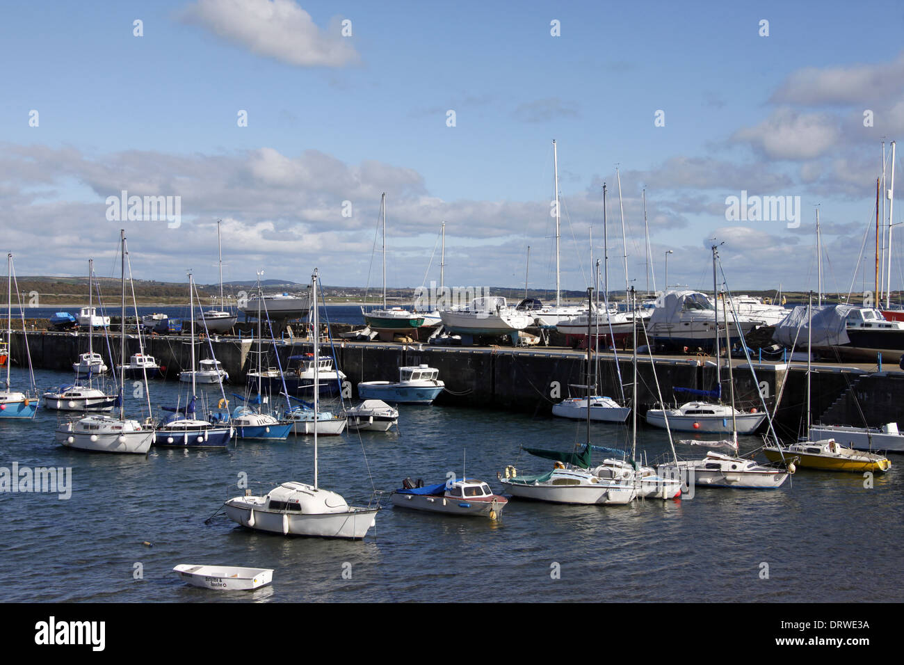 Fischen & Vergnügen Boote im Hafen PORT St. MARY ISLE OF MAN 10. Oktober 2013 Stockfoto