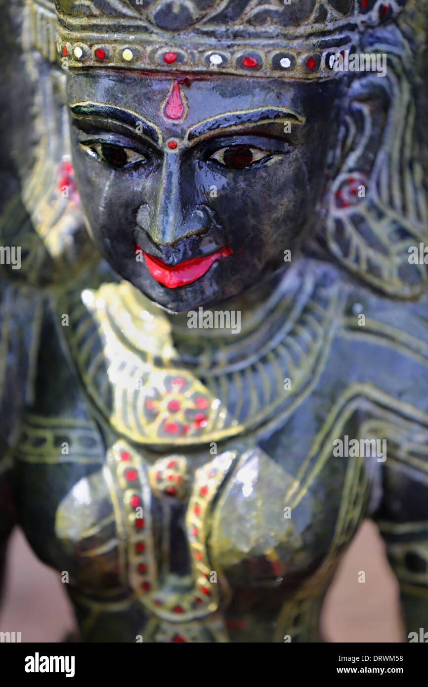 Indische Zeremonie gewidmet Devi - Vorbereitung der Statue von Devi Südindien Stockfoto