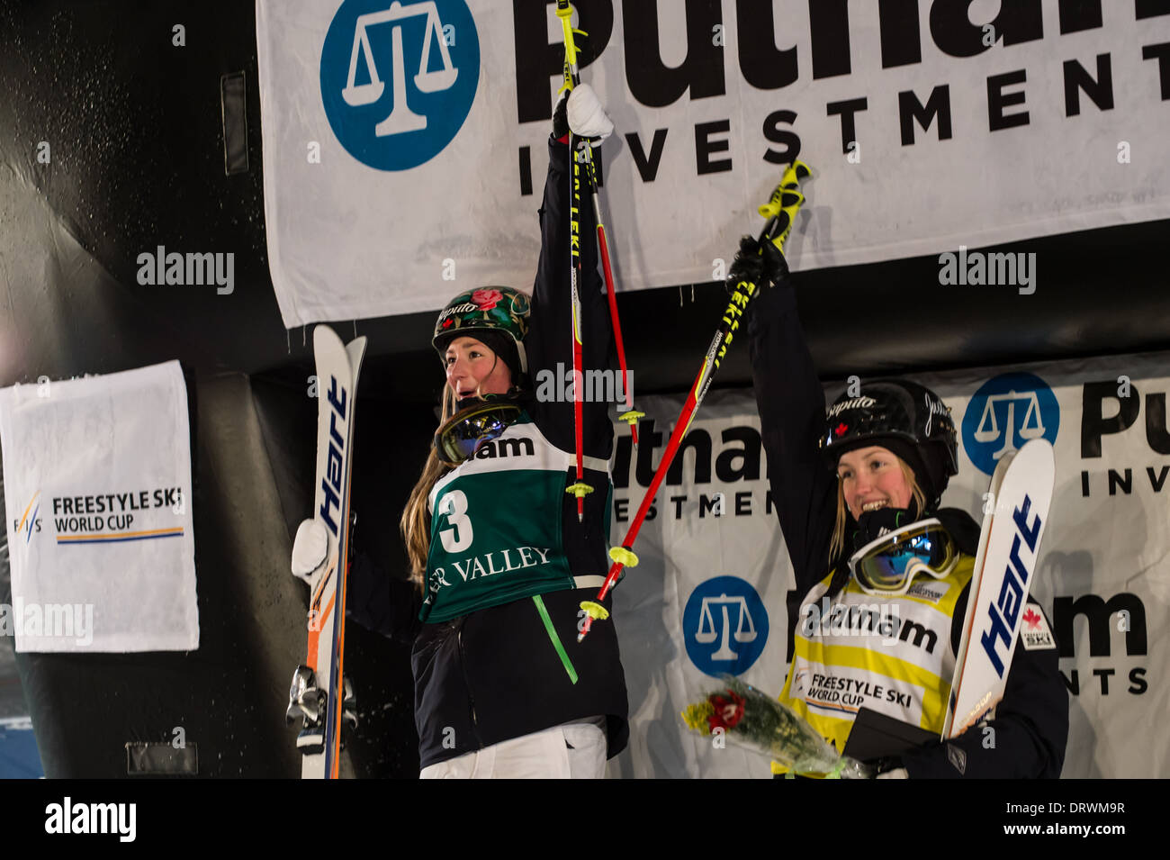 Chloe DuFour-LaPoint (L) & Justine DuFour-LaPointe (Rt) Podium bei FIS Freeski WM 2014 Stockfoto