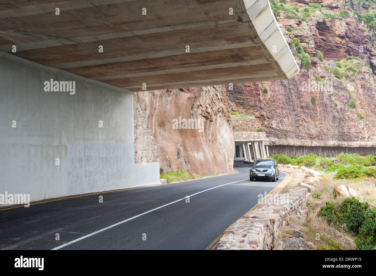 Steinschlagschutz an Chapmans Peak zwischen Noordhoek und Hout Bay, Western Cape, Südafrika Stockfoto