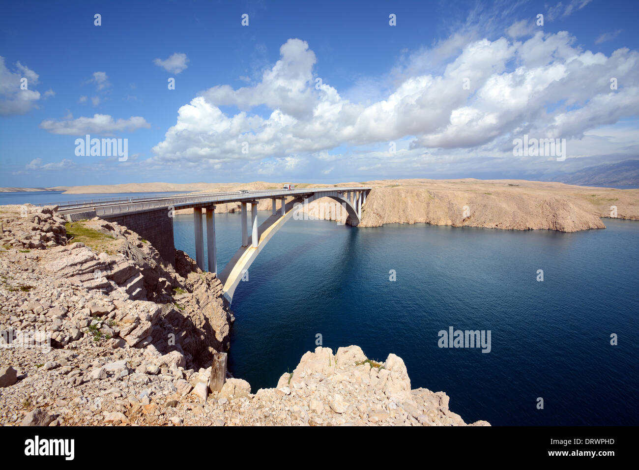 Brücke zur Insel Pag, Kroatien Stockfoto