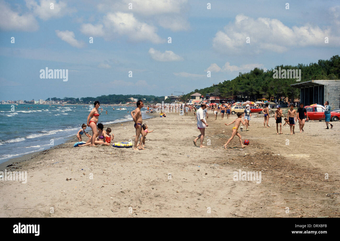 Strand Von Durres In Albanien Stockfotografie Alamy