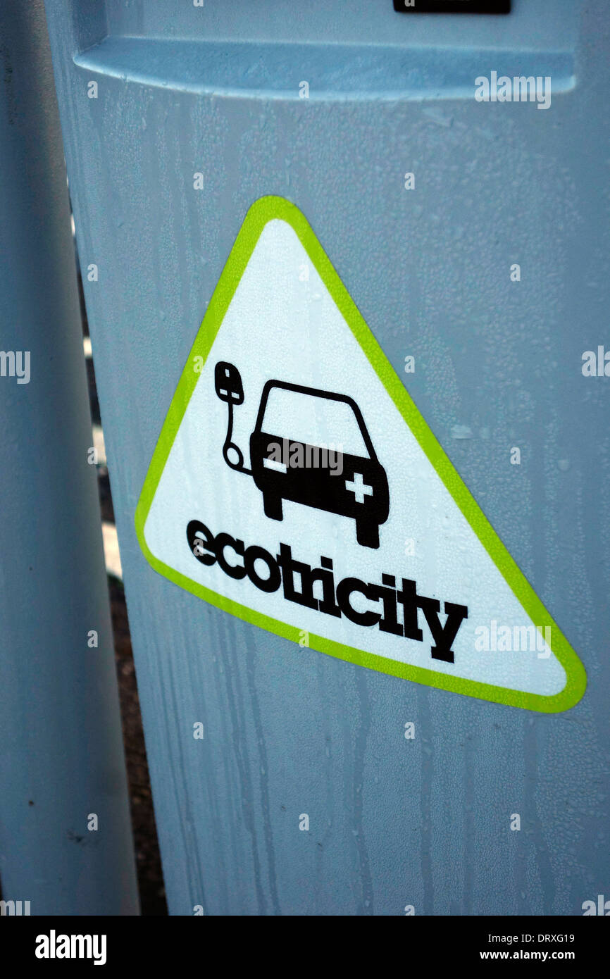 Ecotricity Elektrofahrzeug-Ladestationen, M4, mimbar Services, UK Stockfoto