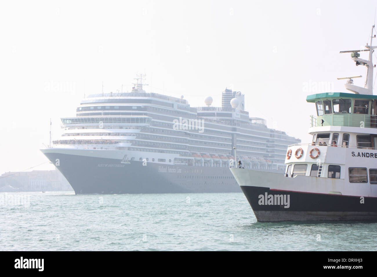 Kreuzfahrtschiff Nieuw Amsterdam Stockfoto