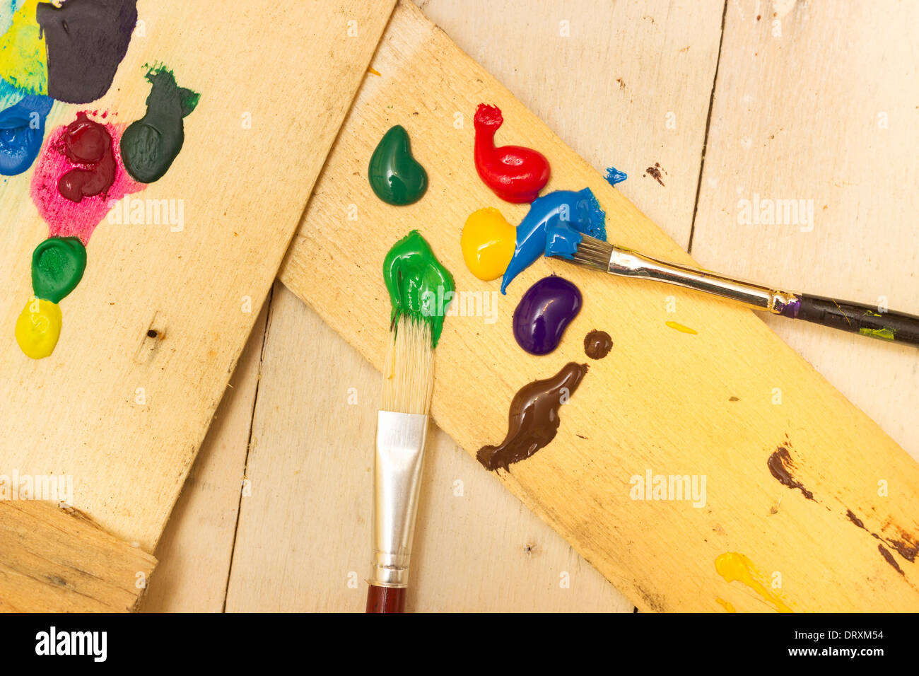 Farbe und Pinsel Stockfoto