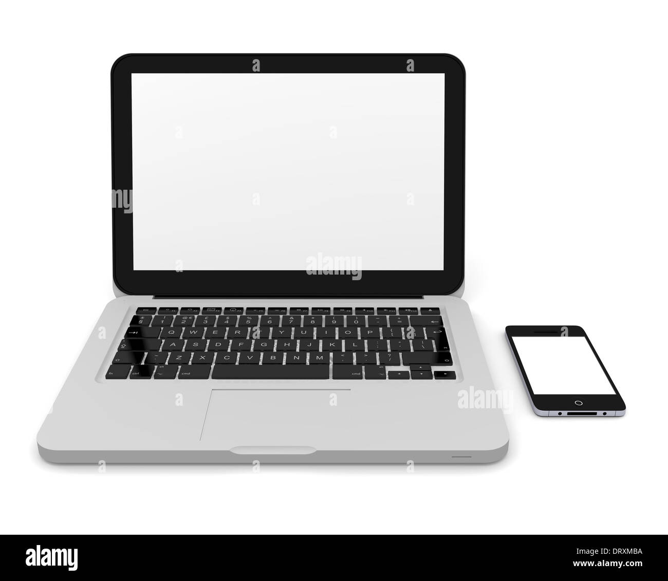 Laptop und Smartphone auf weißem Hintergrund neben einander mit leere Bildschirme Stockfoto