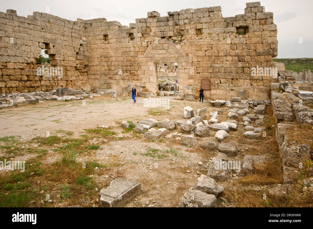 Asien, Türkei, westliche Mittelmeer, Perge (2. Jh. v. Chr.), Römisches Tor (3. Jahrhundert n. Chr.) Stockfoto