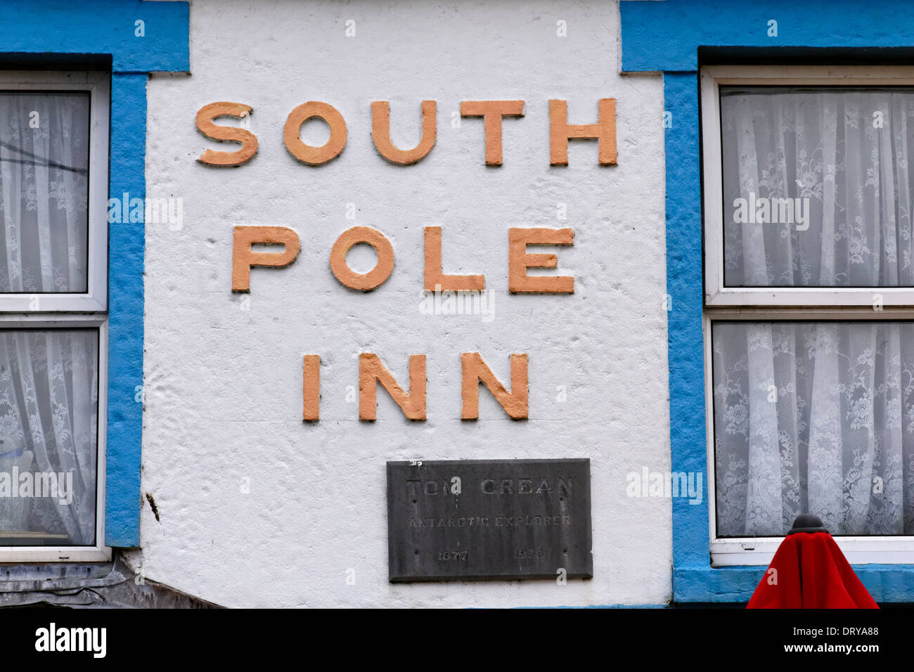 South Pole Inn, im Besitz von Tom Crean, in Anascaul in County Kerry, Irland Stockfoto