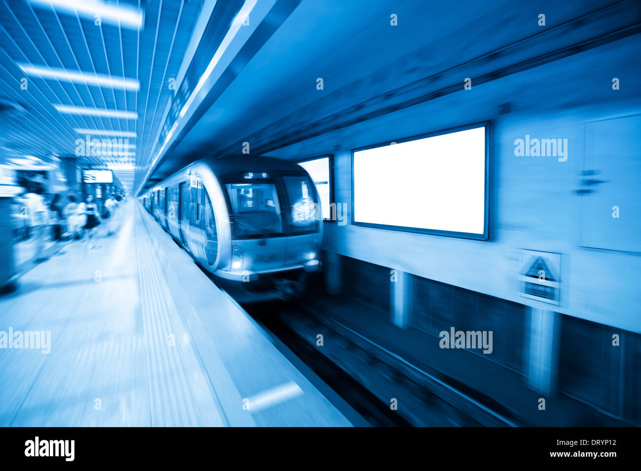 u-Bahnstation und leere Plakat Stockfoto