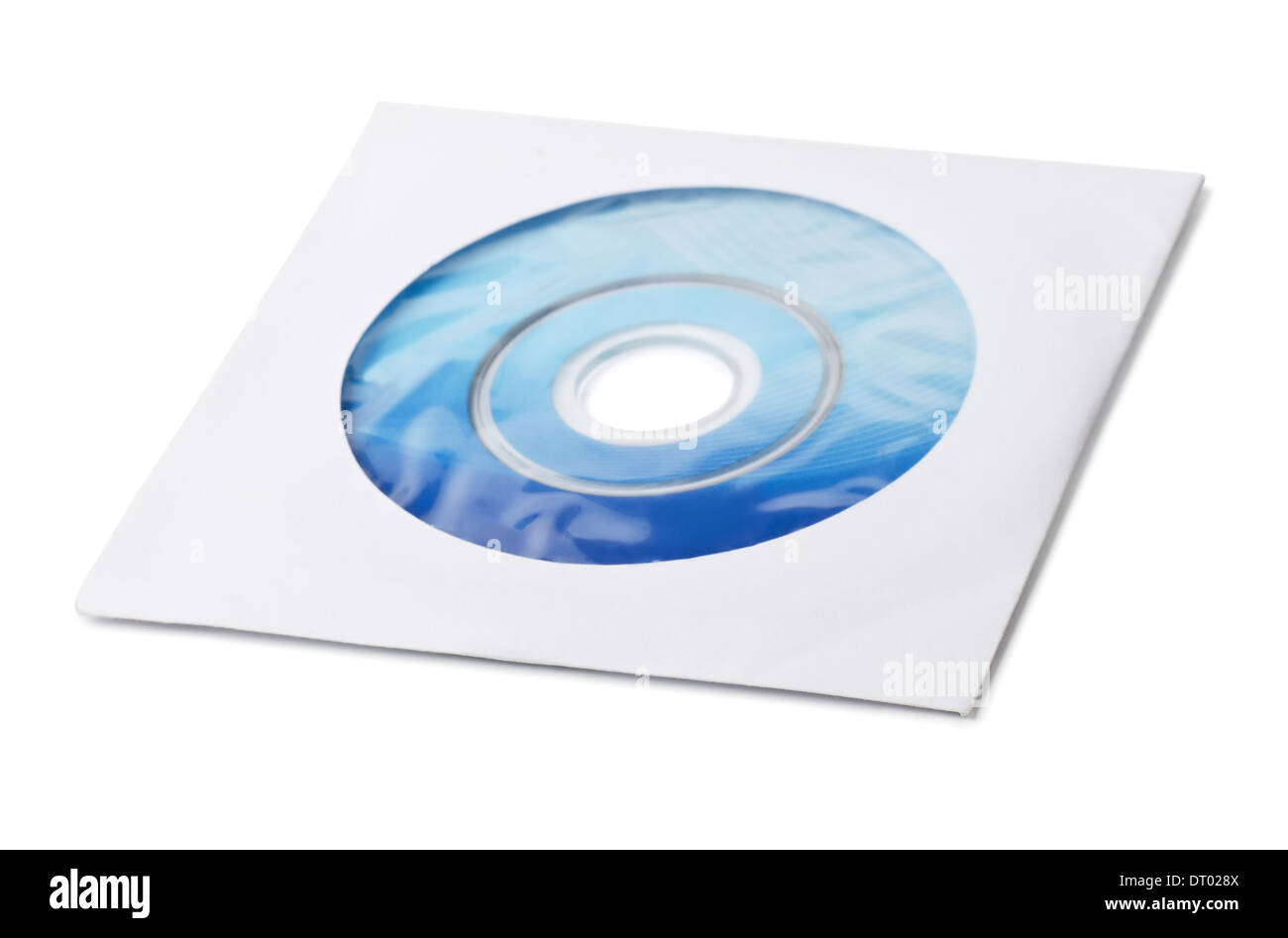 Installations-CD in Papierumschlag isoliert auf weiss Stockfoto