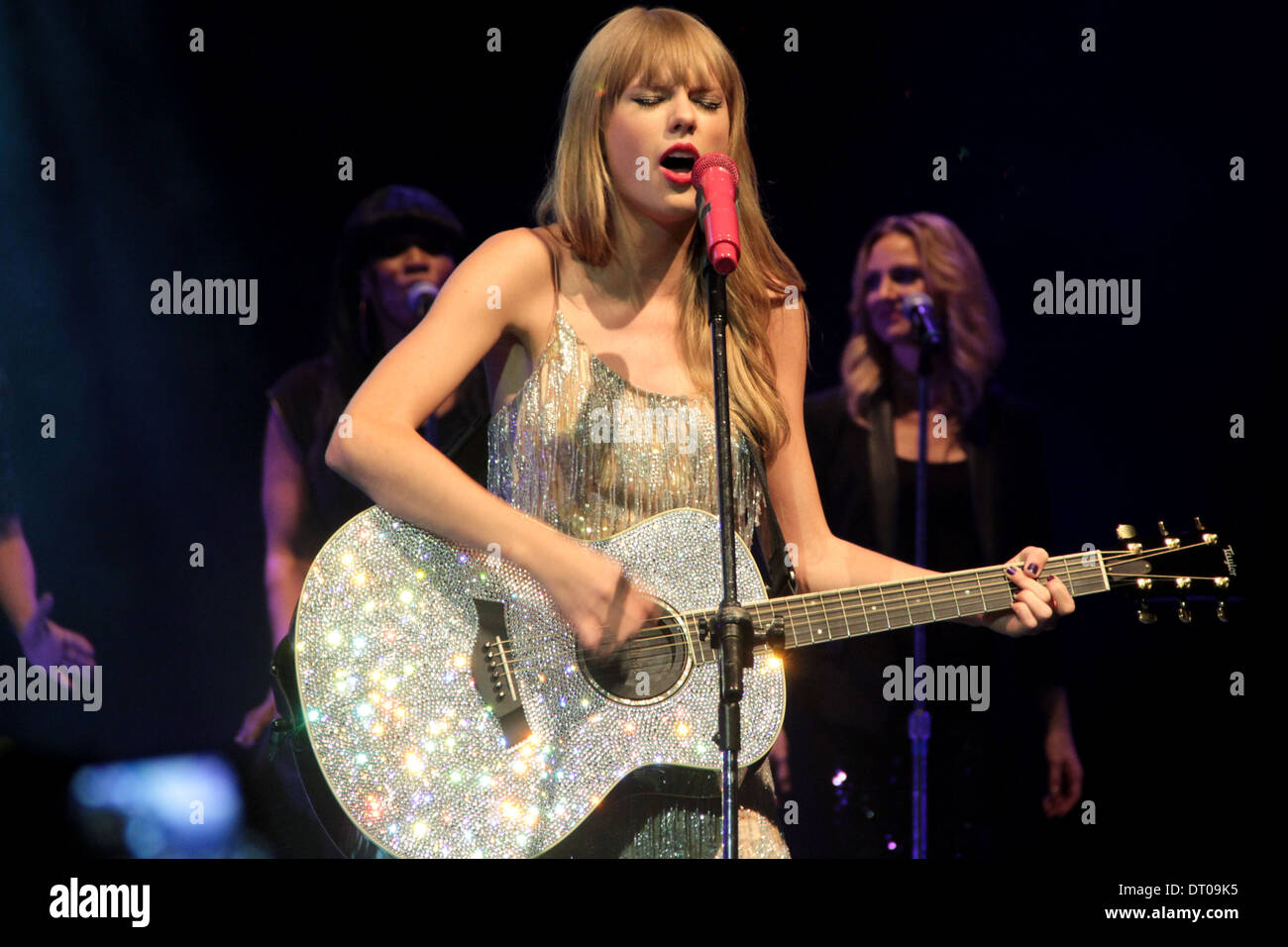 US-amerikanische Sängerin Taylor Swift führt bei Citibank Hall, in Rio De Janeiro, Brasilien Stockfoto