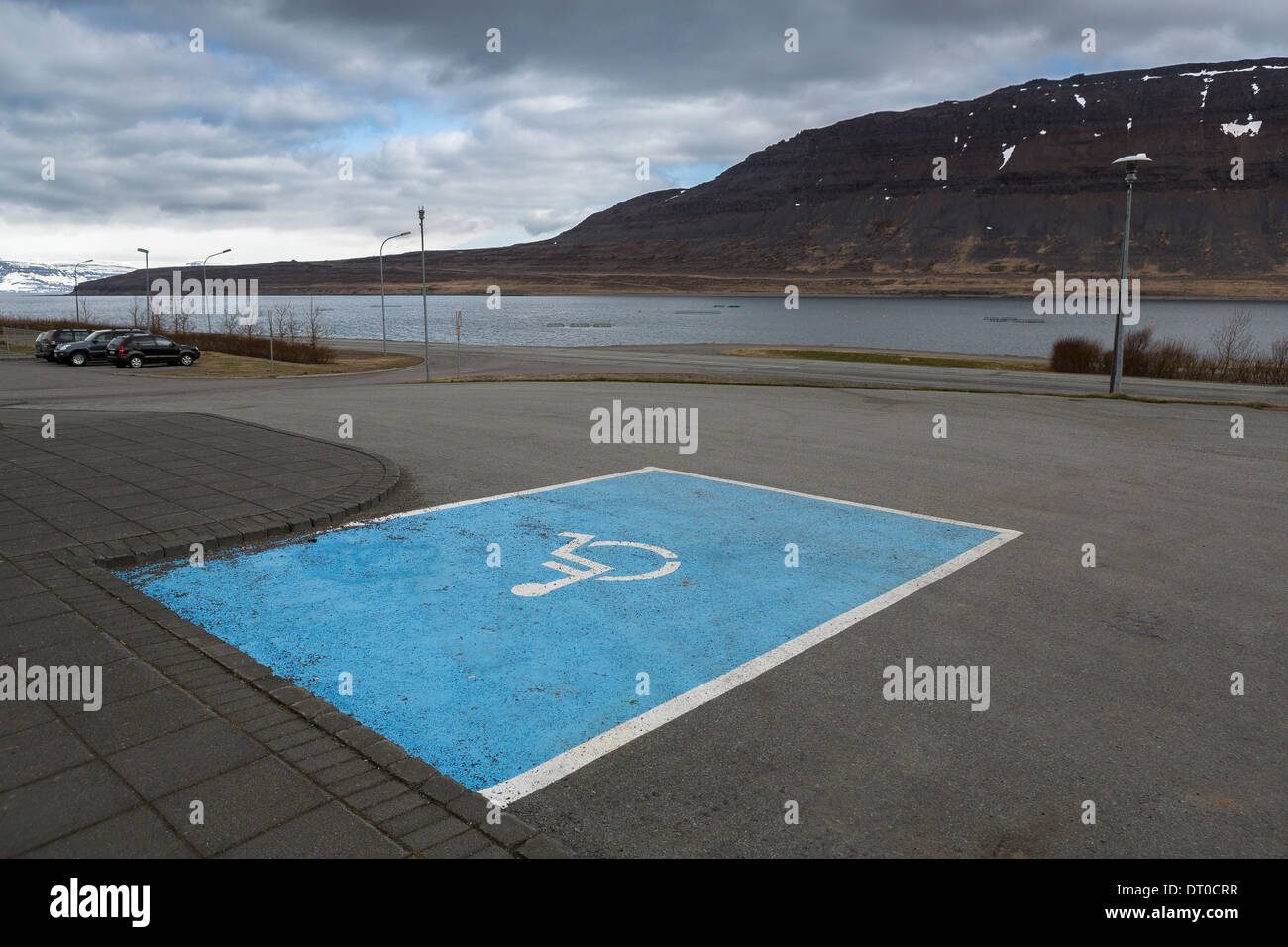 Behinderten Parkplätze vor Ort in abgelegenen Gegend, Sudavik, Island Stockfoto