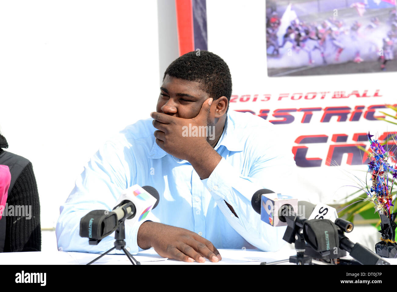 5. Februar 2014: Travonte Valentine von Champagnat Catholic School in Hialeah, Florida unterschreibt seine nationalen Letter Of Intent mit Louisiana State University. Stockfoto