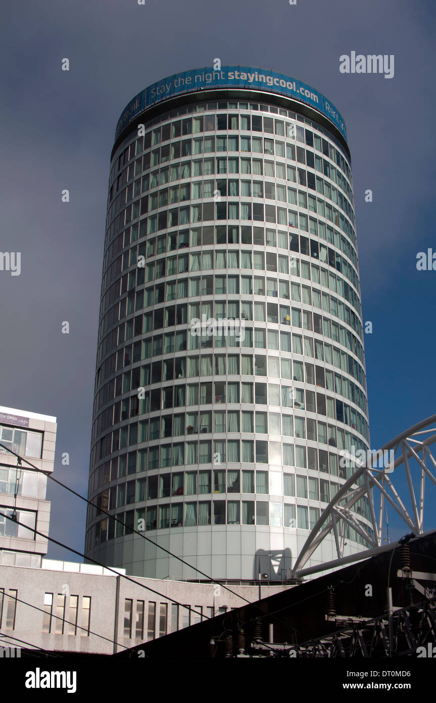 Die Rotunde, gesehen vom Bahnhof New Street, Birmingham, UK Stockfoto