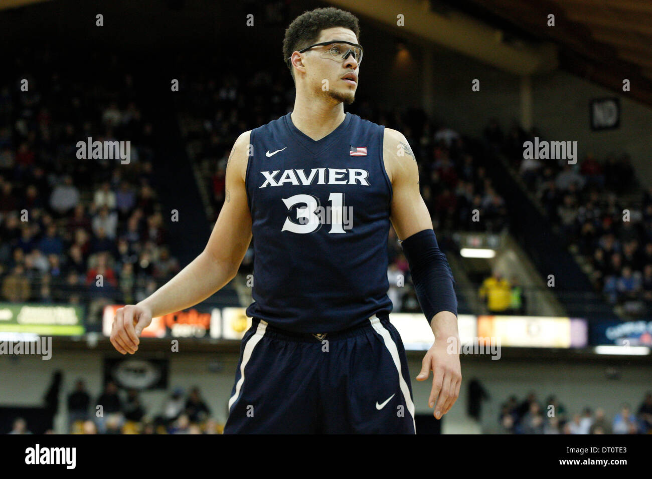 3. Februar 2014: Xavier Musketeers vorwärts Jesaja Philmore (31) sieht bei den NCAA-Basketball-Spiel zwischen dem Xavier Musketeers und Villanova Wildcats im Pavillon in Villanova, Pennsylvania. Villanova Wildcats gewann 81-58. (Christopher Szagola/Cal Sport Media) Stockfoto