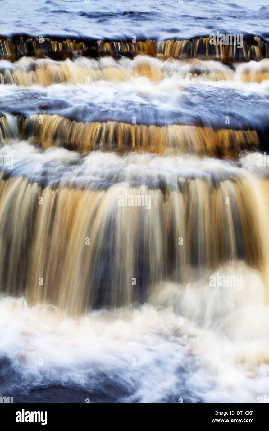 Wasserfall im Rumpf Topf Beck, Horton in Ribblesdale, Yorkshire Dales, Yorkshire, England, Vereinigtes Königreich, Europa Stockfoto