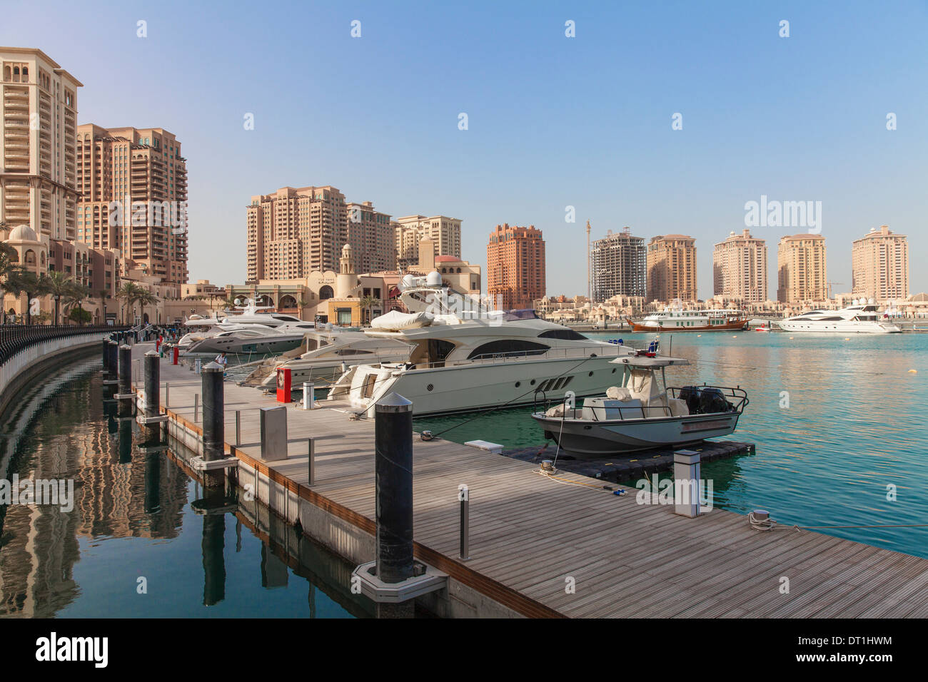 Marina auf der Pearl Qatar, Doha, Katar, Middle East Stockfoto