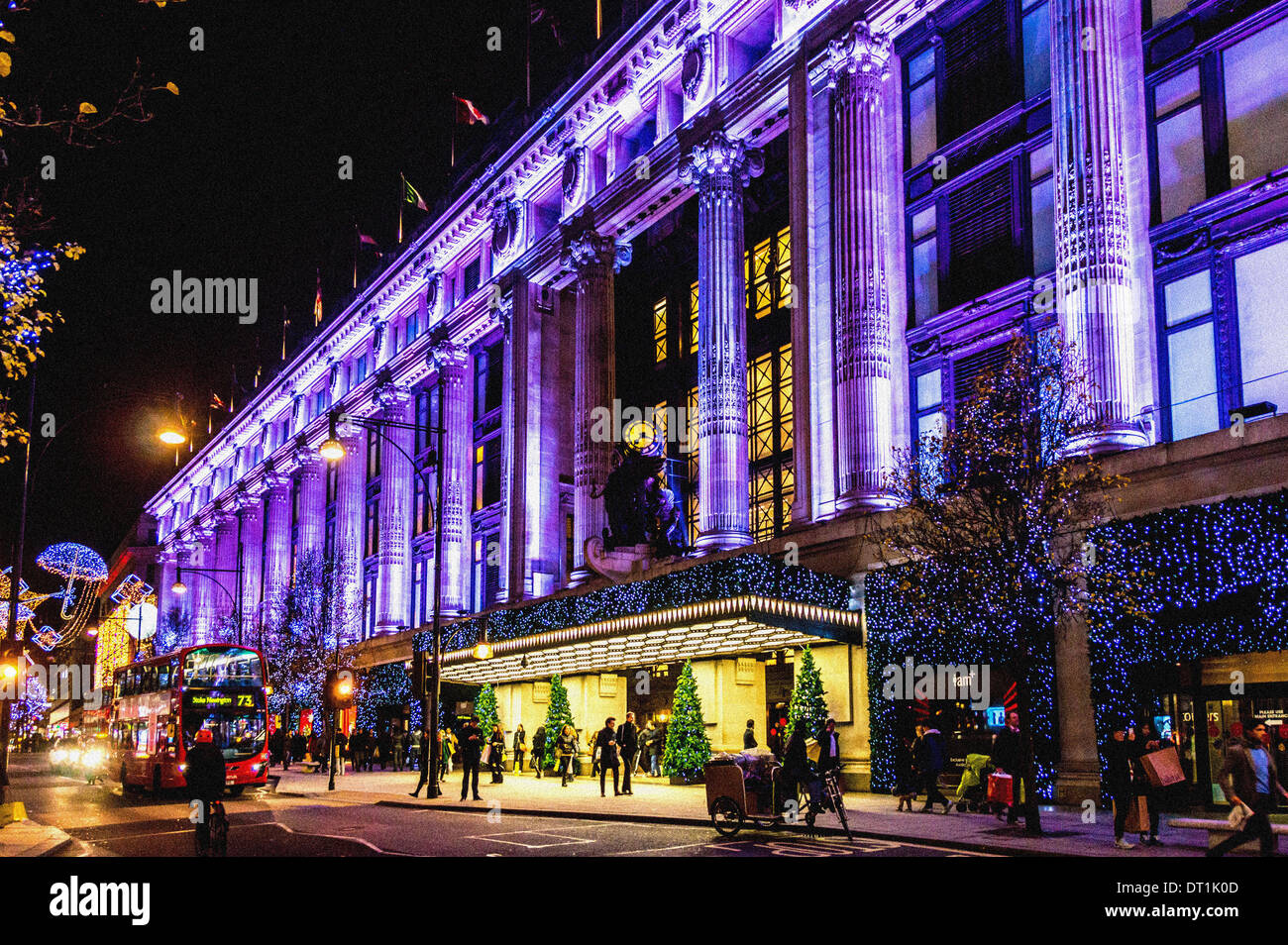 Kaufhaus Selfridges, Oxford Street, London, UK, zu Weihnachten. Stockfoto