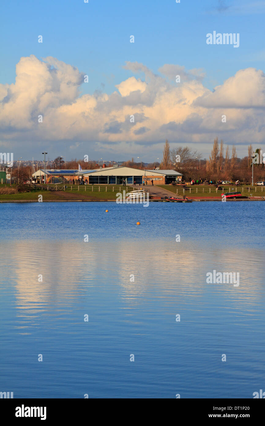 Wassersport-Zentrum am Pugneys Country Park, Wakefield, West Yorkshire, England, Vereinigtes Königreich. Stockfoto