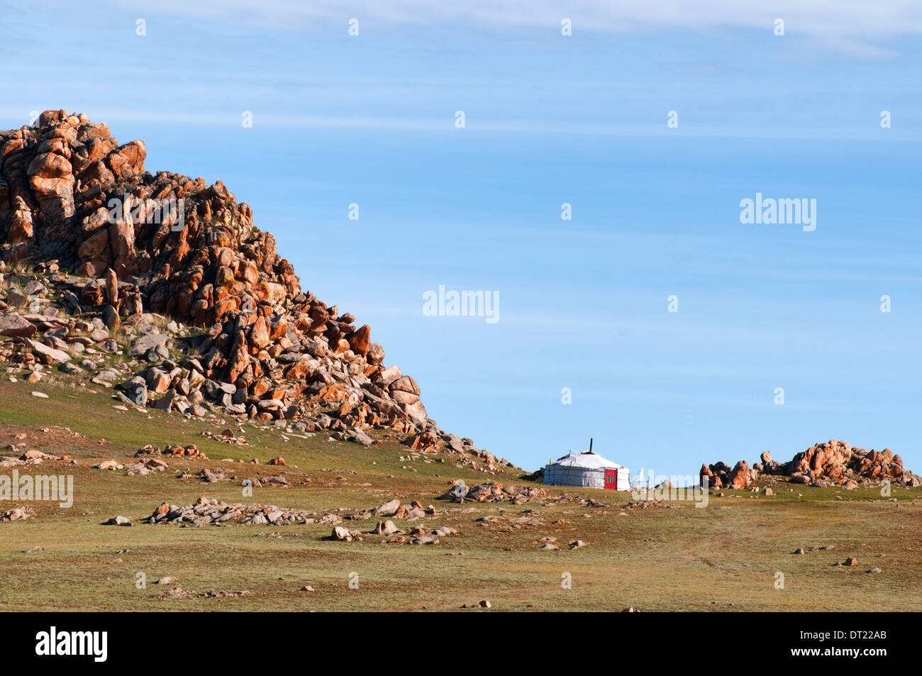 Mongolische Nomaden nach Hause in Wüste Berge Stockfoto