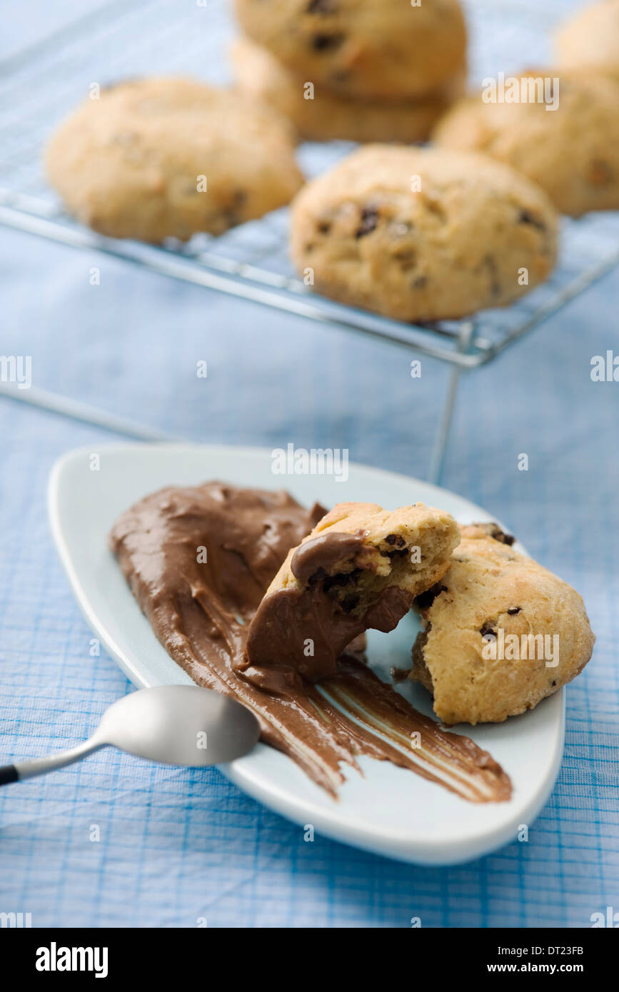 Chocolate Chip Cookies und Fleur de sel Stockfoto