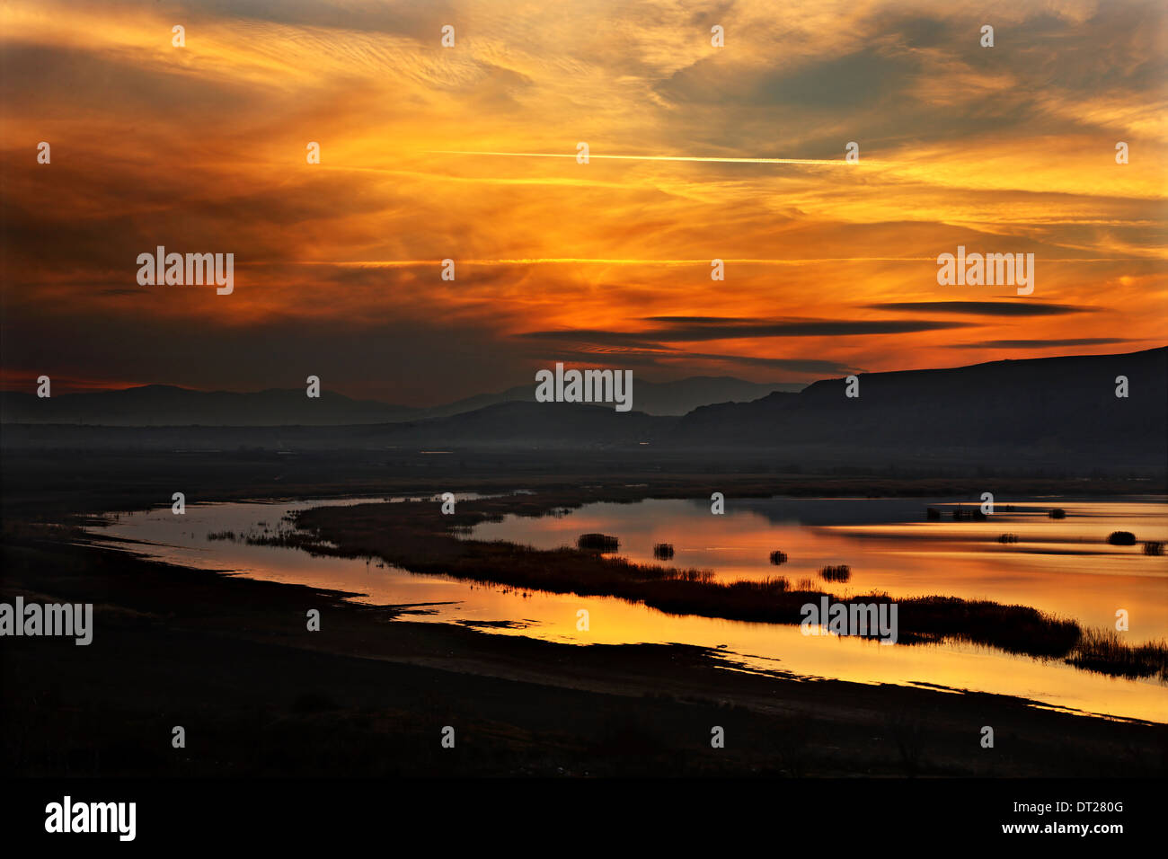 Sonnenuntergang in Vegoritida (oder "Vegoritis") See, Florina-Pella, Makedonien, Griechenland Stockfoto