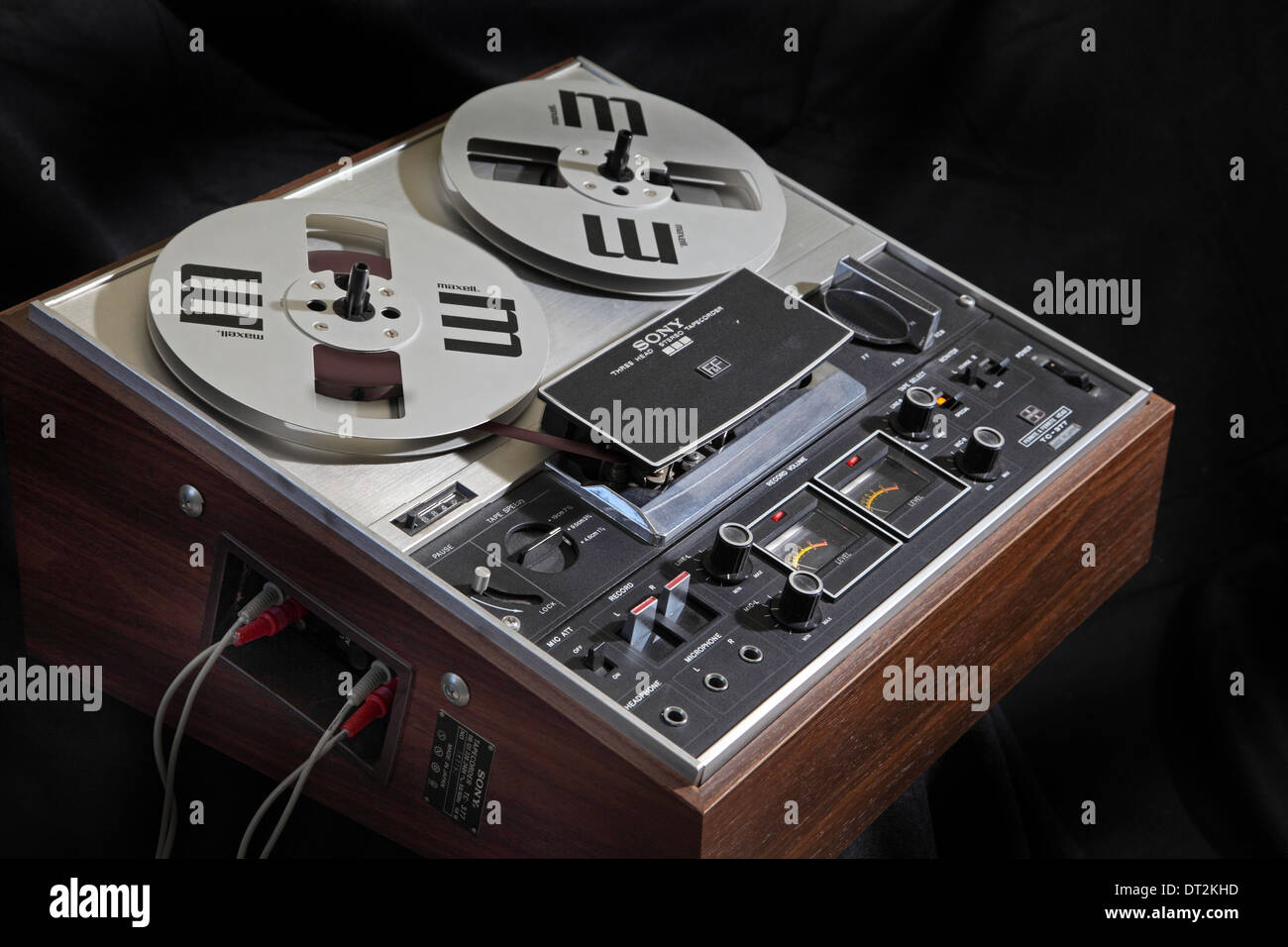 Ein 70er Jahre semi-professionelle Open-Reel Sony Tonbandgerät.  Modell TC377 Stockfoto