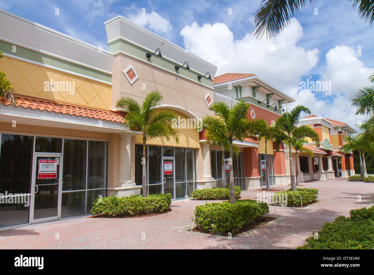 Florida, Estero, Einkaufszentrum, neu, leer, zu vermieten, Schild, Gewerbeimmobilien, FL130907184 Stockfoto