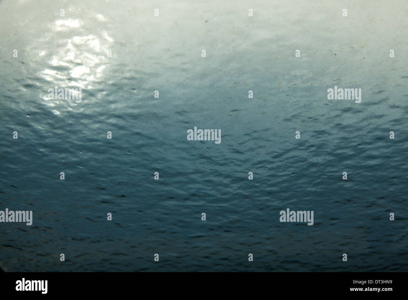 Textur des Eises auf Glas Stockfoto