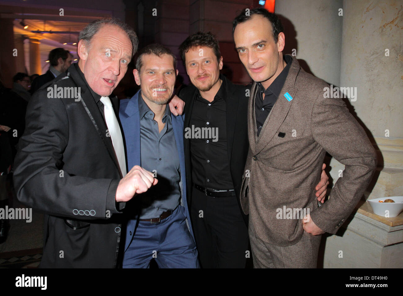 Michael Mendl, Götz Otto, Roman Knizka, Anatole Taubman Teilnehmer der blauen Stunde Party auf der 64. Internationalen Filmfestspiele Berlin / Berlinale 2014 am 7. Februar 2014 in Berlin, Deutschland. Stockfoto