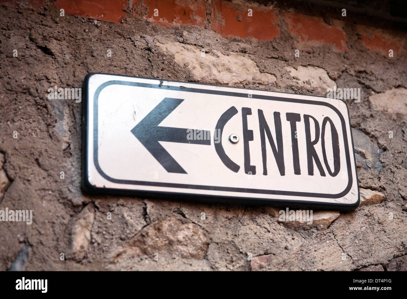 Richtung zum Zentrum der italienischen Touristen-Informationen-Pfeil-Symbol Stockfoto