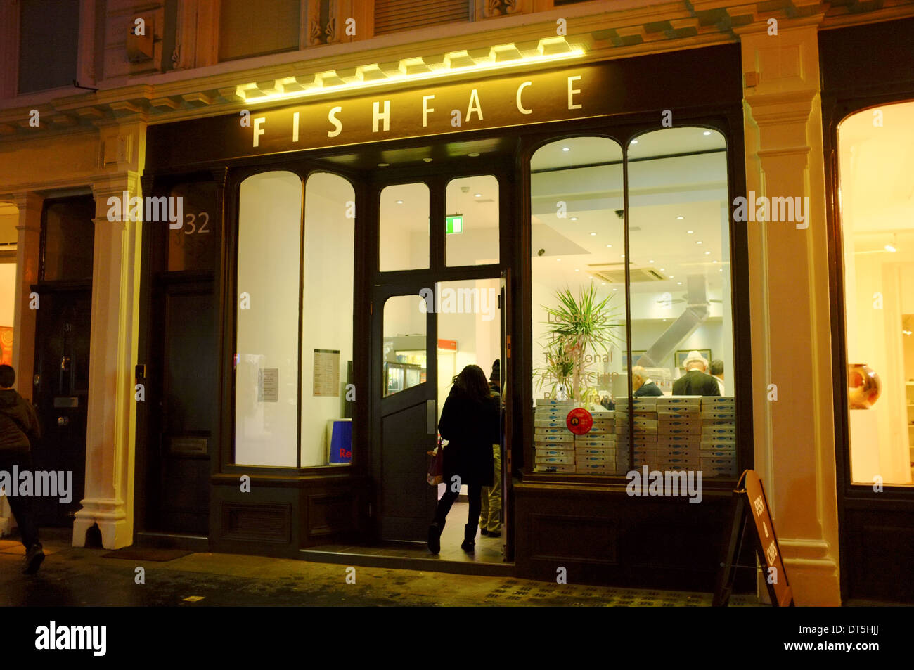 Fischgeschäft Gesicht, Fish and Chips in London Stockfoto