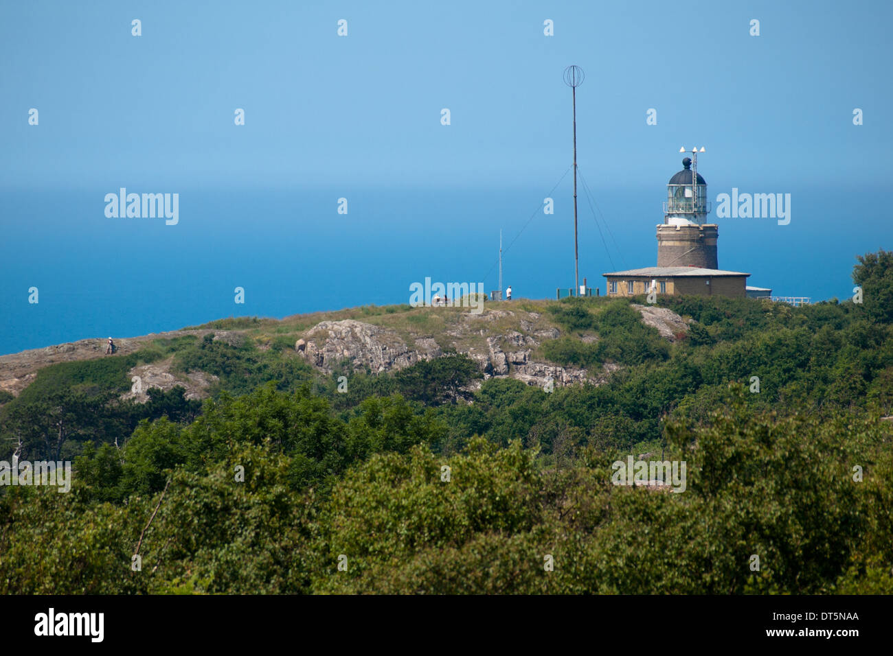 Ein Blick auf den Leuchtturm Kullen (Swedeish: Kullens Fyr), zum Zeitpunkt der Kullaberg-Halbinsel, in der Nähe von Höganäs, Schweden. Stockfoto