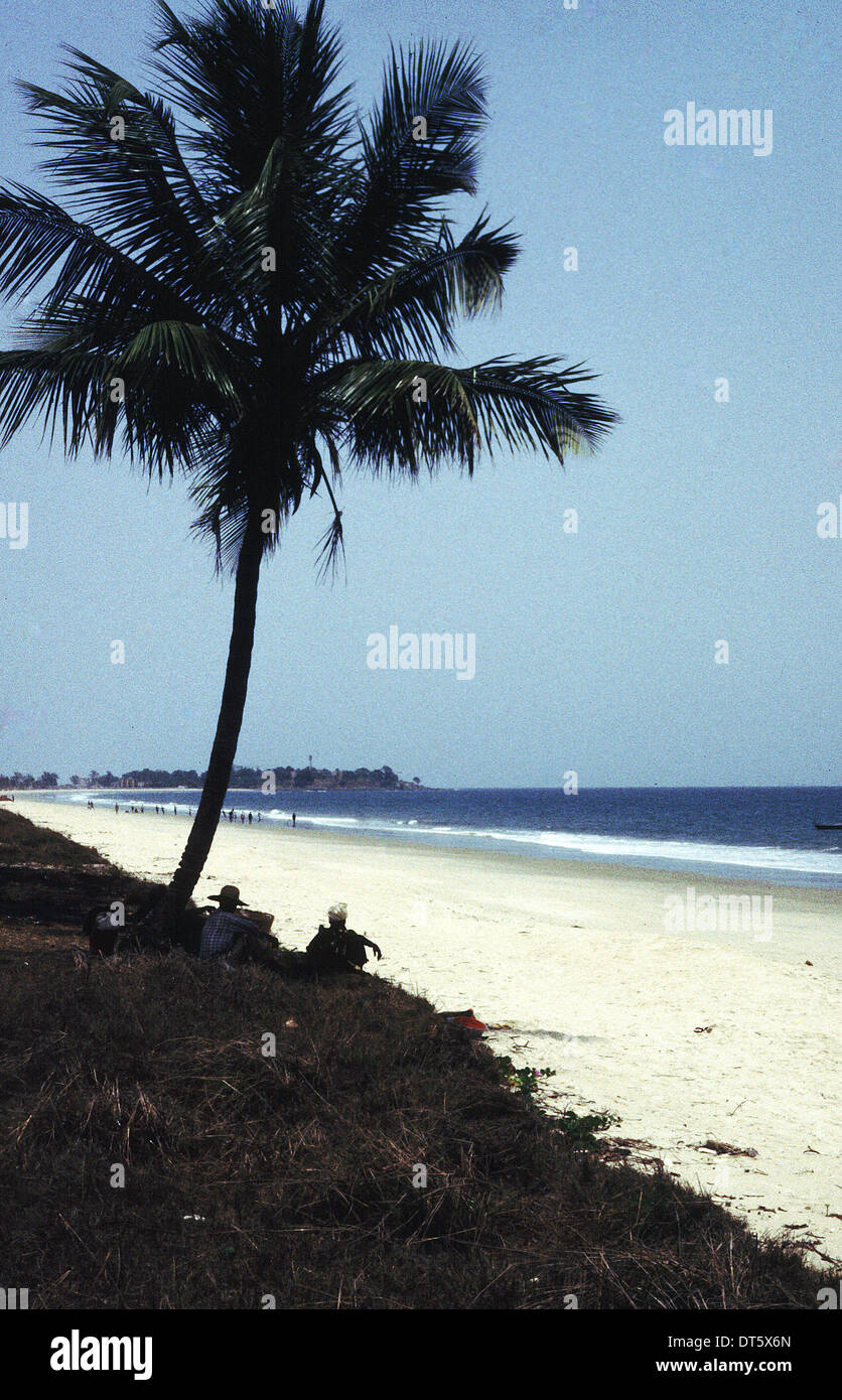 Strand-Szene in Freetown, Sierra Leone Stockfoto
