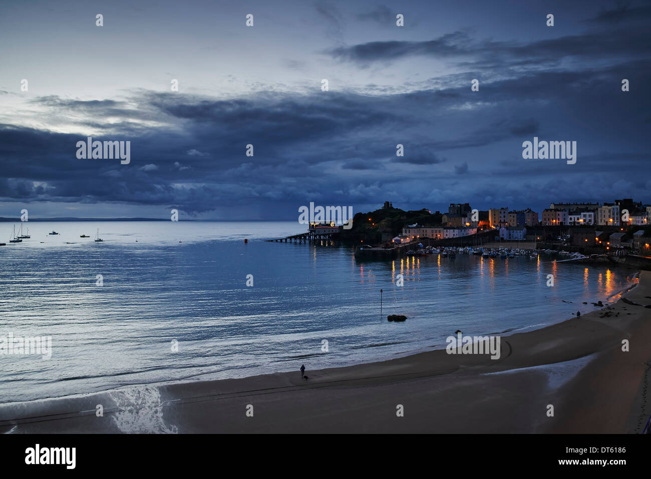 Hafen Sie bei Dämmerung, Tenby, Wales, UK Stockfoto