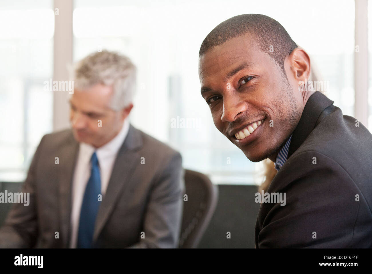 Office Manager und Interview-Kandidaten Stockfoto