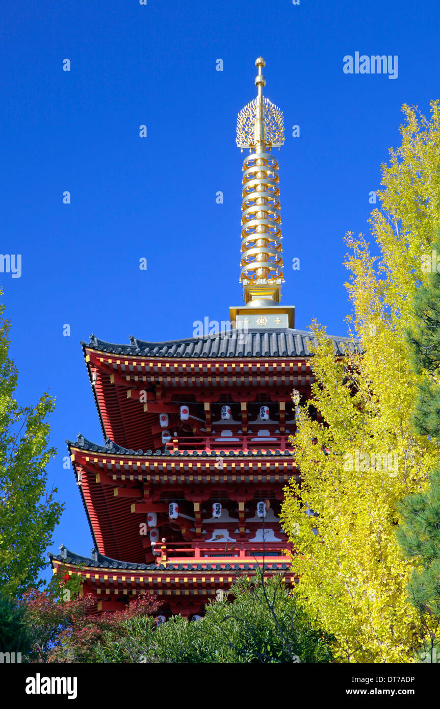 Takahata Fudo Tempel fünf Geschichte Pagode Tokio Japan Stockfoto
