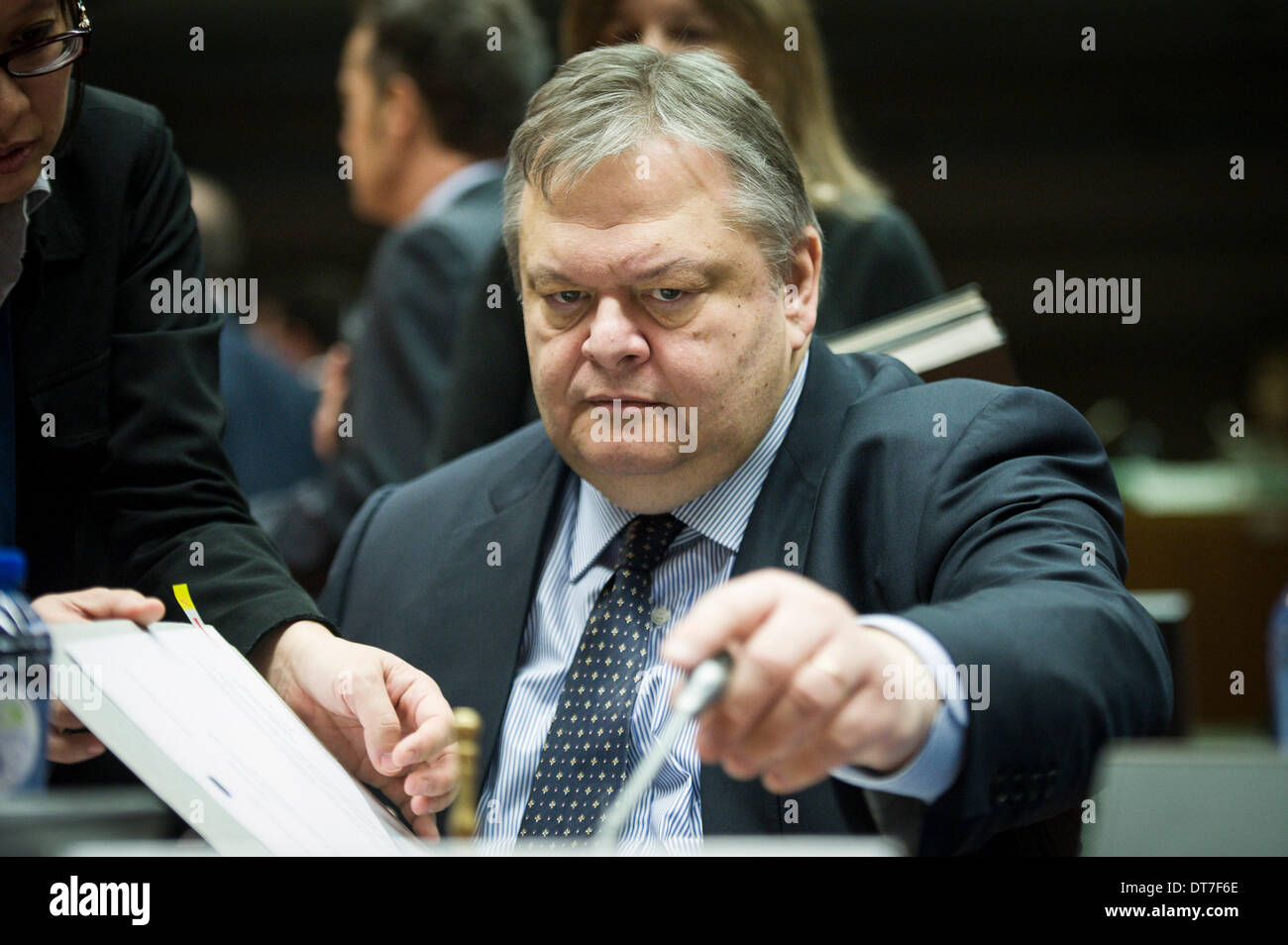 Griechische Außenminister Evangelos Venizelos während allgemeine Angelegenheit Rat European Affairs Minister am Sitz des Europäischen Rates in Brüssel, Belgien auf 11.02.2014, die Minister eine Entscheidung über die Genehmigung für das Inverkehrbringen für Zwecke der Anbau von gentechnisch verändertem Mais 1507 treffen. Der Rat setzte auch eine militärische Operation, zu einer sicheren Umgebung in der Zentralafrikanischen Republik, als autorisierte der Sicherheitsrat der Vereinten Nationen in Auflösung 2134 beizutragen. von Wiktor Dabkowski Stockfoto