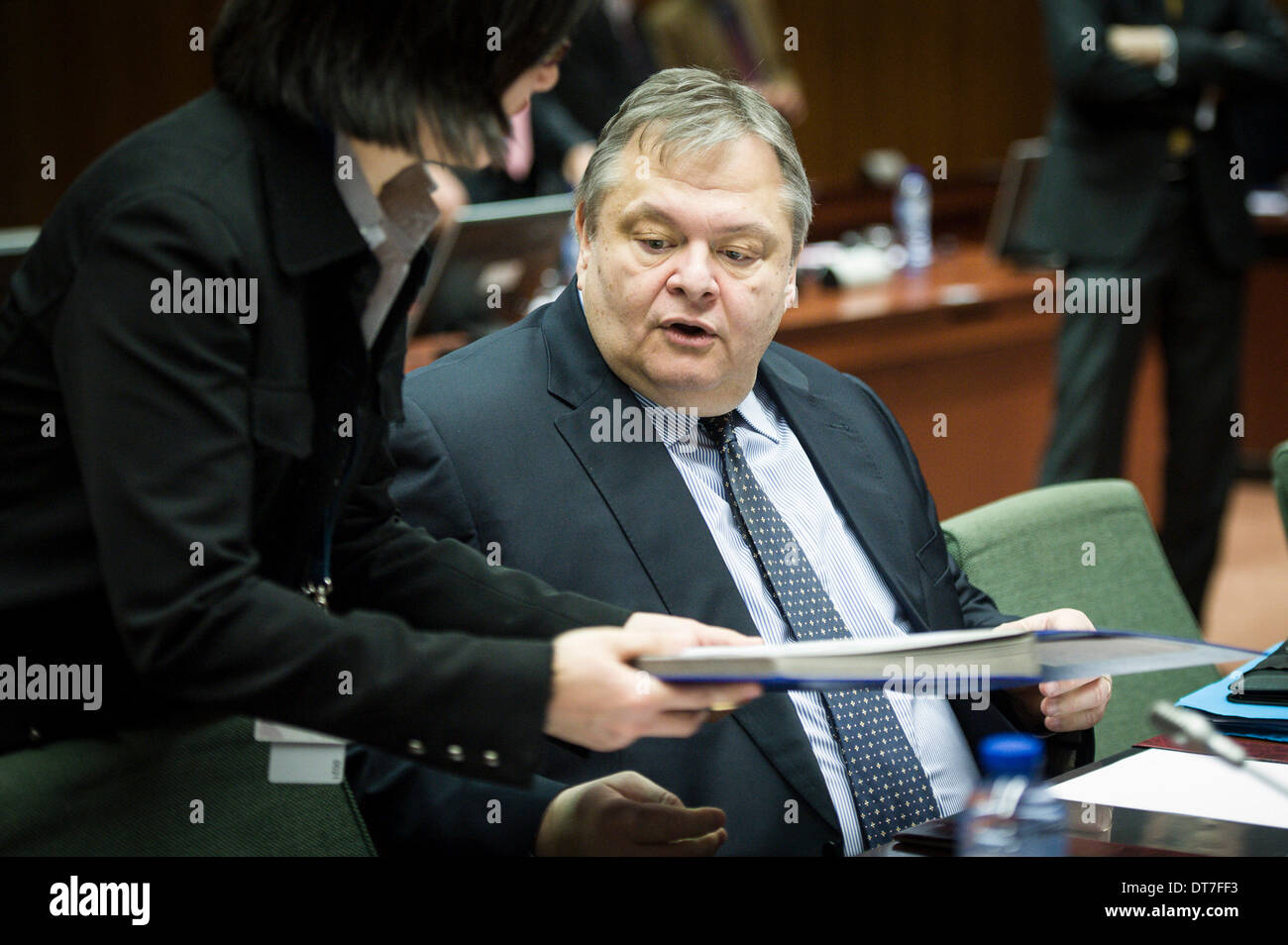 Griechische Außenminister Evangelos Venizelos während allgemeine Angelegenheit Rat European Affairs Minister am Sitz des Europäischen Rates in Brüssel, Belgien auf 11.02.2014, die Minister eine Entscheidung über die Genehmigung für das Inverkehrbringen für Zwecke der Anbau von gentechnisch verändertem Mais 1507 treffen. Der Rat setzte auch eine militärische Operation, zu einer sicheren Umgebung in der Zentralafrikanischen Republik, als autorisierte der Sicherheitsrat der Vereinten Nationen in Auflösung 2134 beizutragen. von Wiktor Dabkowski Stockfoto