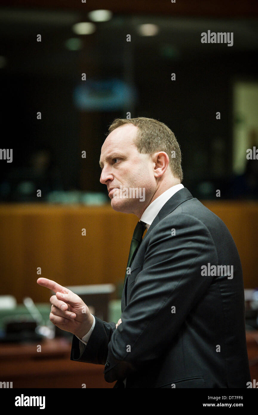 Dänische Außenminister Martin Lidegaard während allgemeine Angelegenheit Rat European Affairs Minister am Sitz des Europäischen Rates in Brüssel, Belgien auf 11.02.2014, die Minister eine Entscheidung über die Genehmigung für das Inverkehrbringen für Zwecke der Anbau von gentechnisch verändertem Mais 1507 treffen. Der Rat setzte auch eine militärische Operation, zu einer sicheren Umgebung in der Zentralafrikanischen Republik, als autorisierte der Sicherheitsrat der Vereinten Nationen in Auflösung 2134 beizutragen. von Wiktor Dabkowski Stockfoto