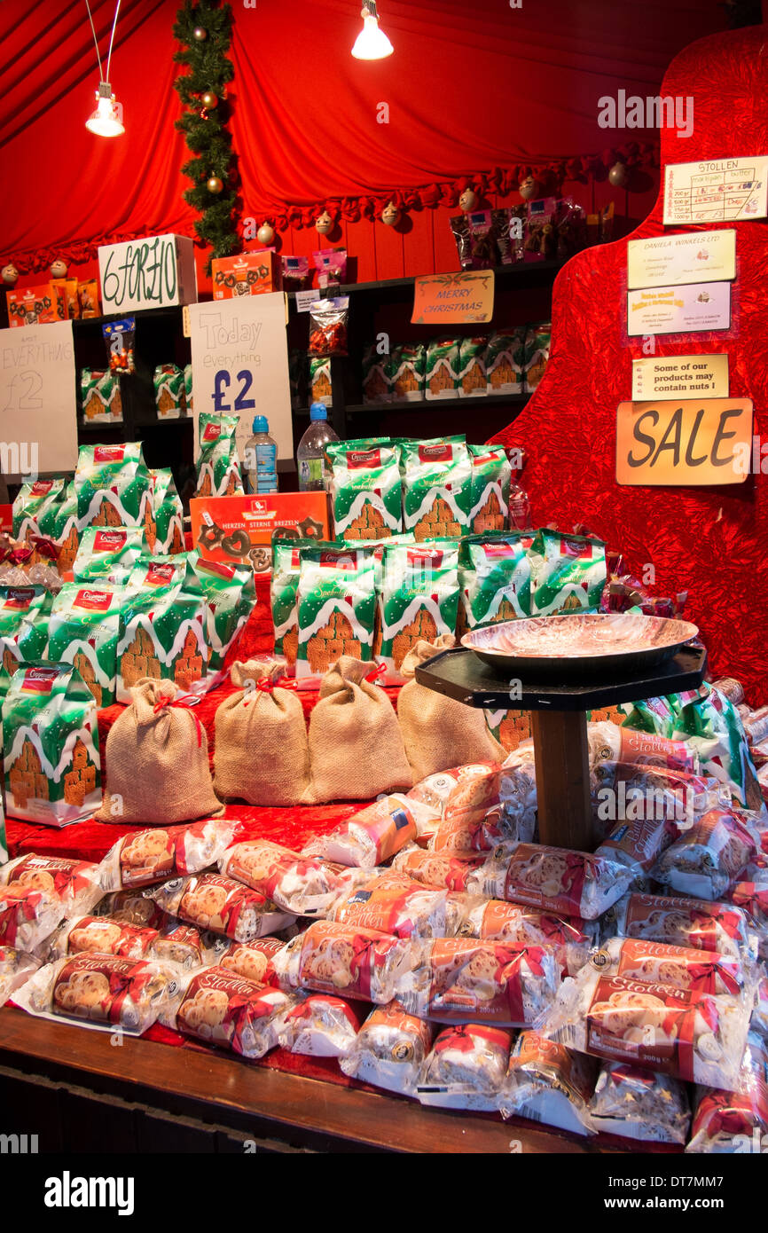 Birmingham-deutsche Markt mit Kuchen Süßigkeiten Christstollen Stockfoto