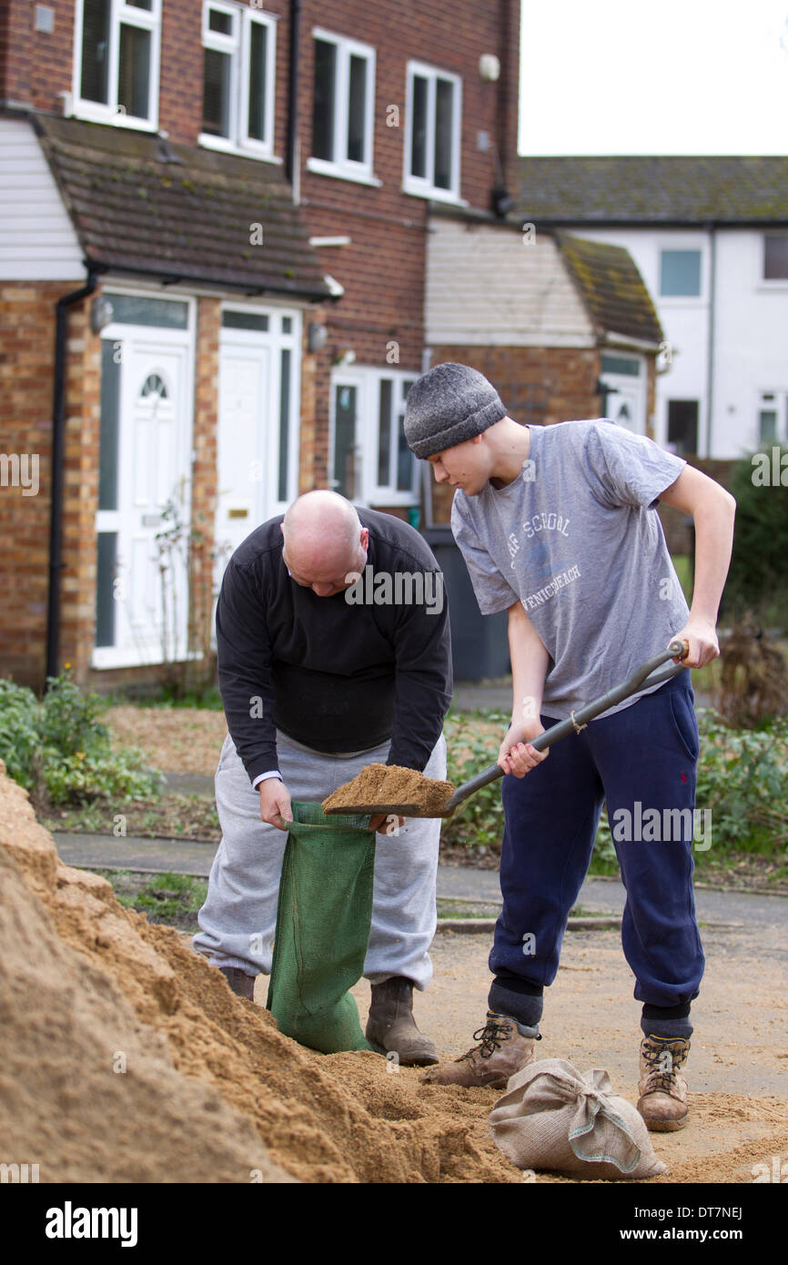 Verteile hochwasser Fotos und Bildmaterial in hoher Auflösung Alamy