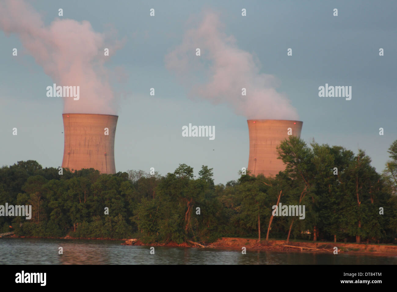 Kernkraftwerk (KKW) auf Three Mile Island in den Susquehanna River, Harrisburg, Pennsylvania in Londonderry, Twsp Stockfoto