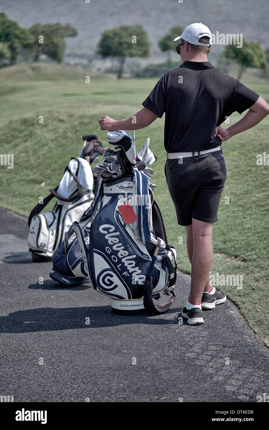 Golf-Caddy und Golfer-bag Stockfoto