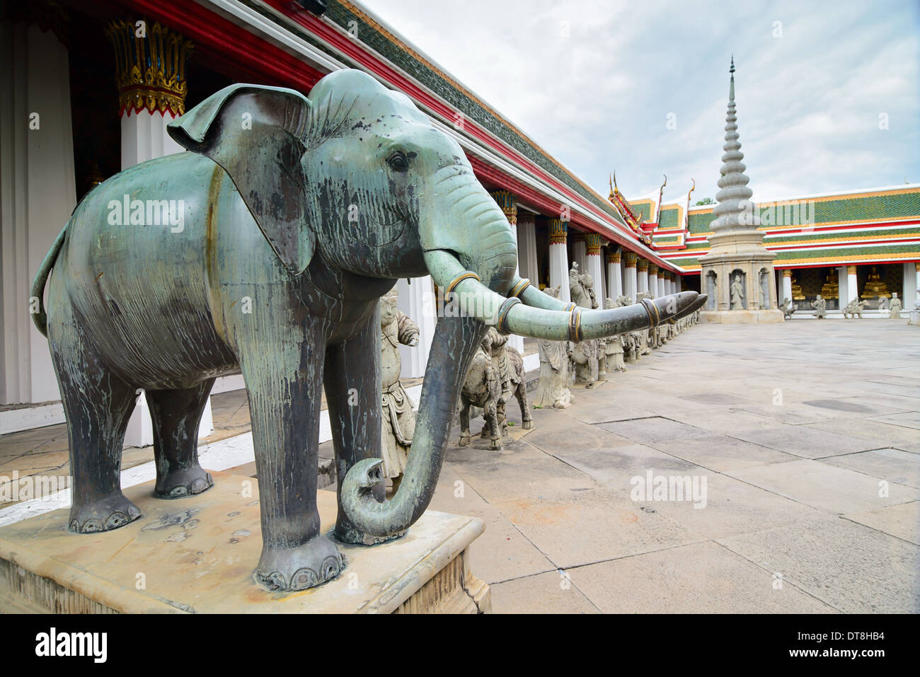 Ein Elefant Steinskulptur im Wat Arun, Thai Tempel, Bangkok, Thailand Stockfoto